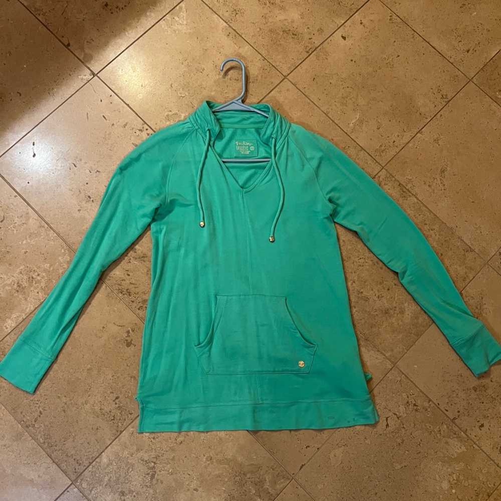 Lilly Pulitzer Luxletic top